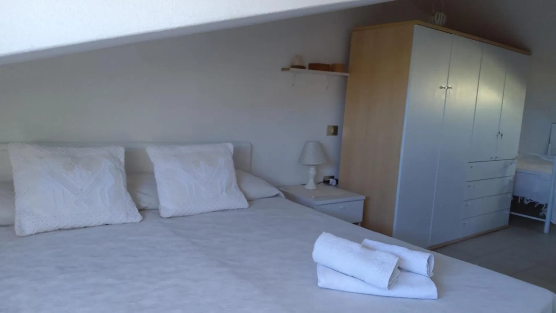 Smeralda Guest House La Caletta 0*,